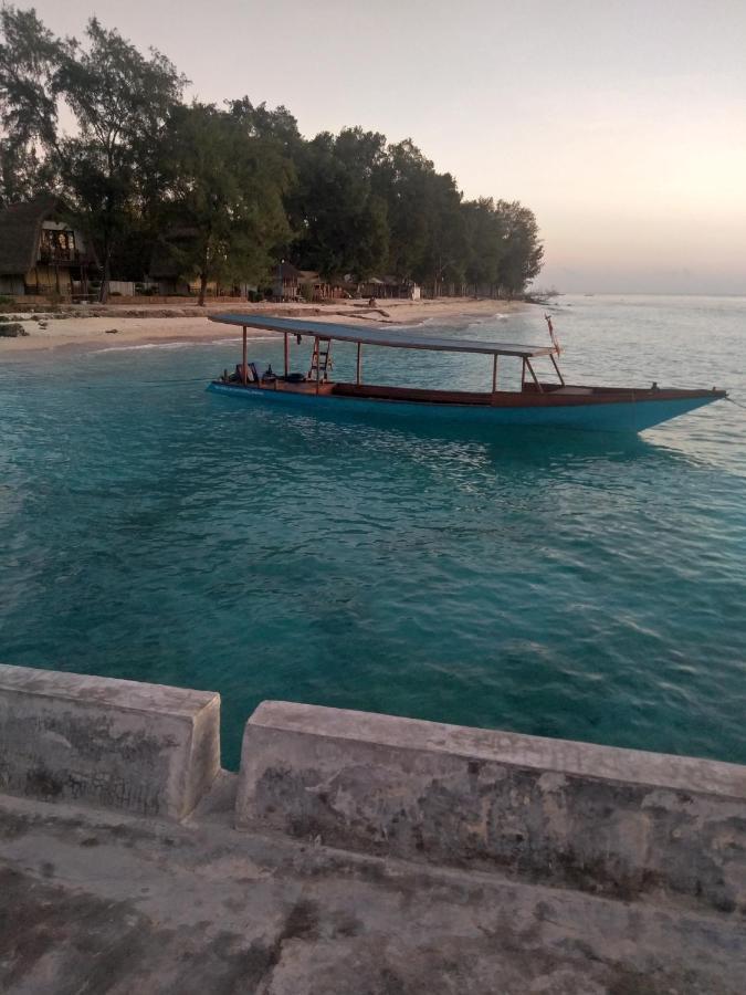 Family Bungalow Gili Meno Eksteriør bilde